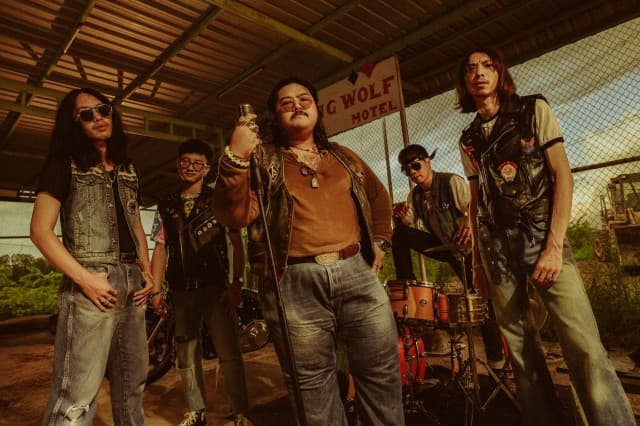 The Young Wolf  ปลื้มกระแสดี หลังคัฟเวอร์เพลงวง Led Zeppelin ดันยอดผู้ติดตามพุ่ง และแฟนต่างชาติแห่คอมเมนต์อยากให้ไปทัวร์ต่างประเทศ